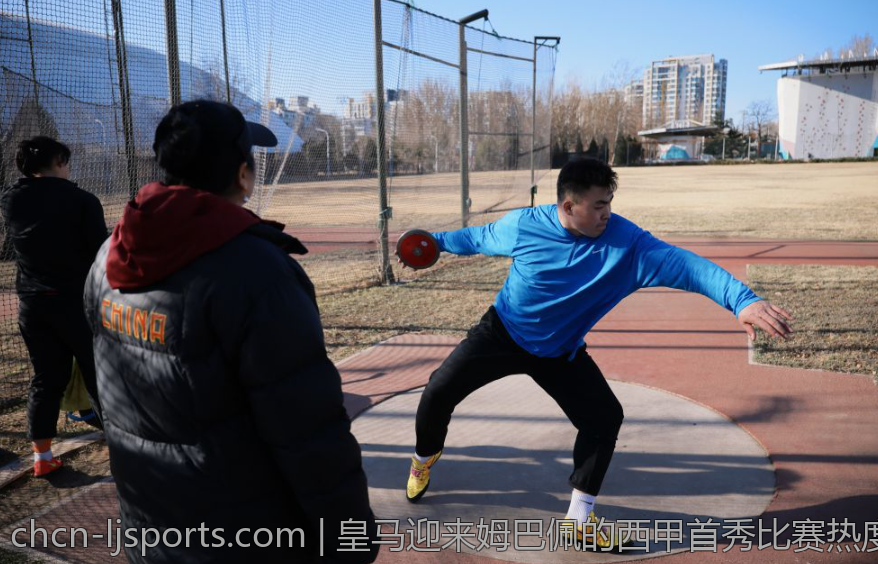 皇马迎来姆巴佩的西甲首秀比赛热度爆棚